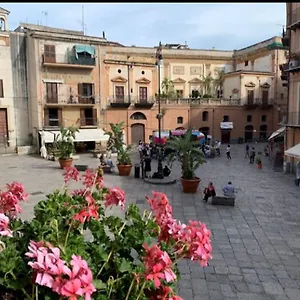 la-casa-sul-vicolo-santanna-palermo.palermohotels.org/